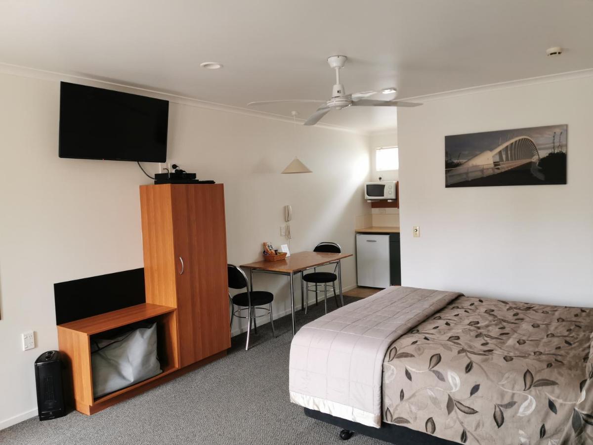 Bks Egmont Motor 4*